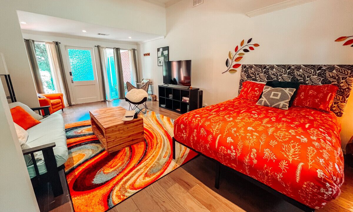 Photo of Bedroom in Old Irving Park