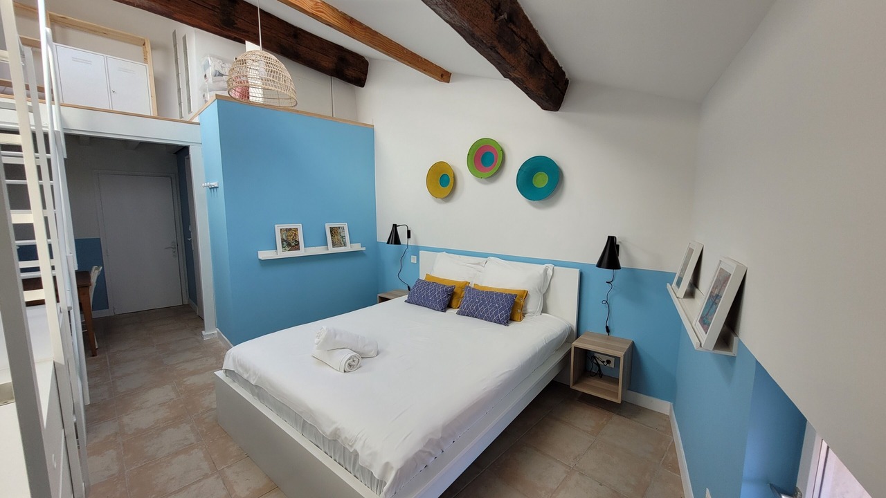 Photo of Bedroom in Villeneuve-les-Beziers