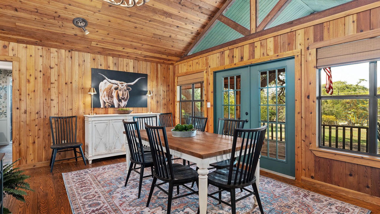 Photo of Bedroom in Leakey