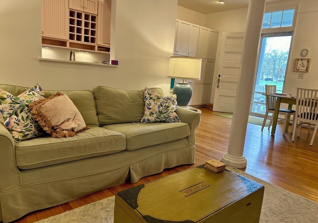 Photo of Livingroom in Portland