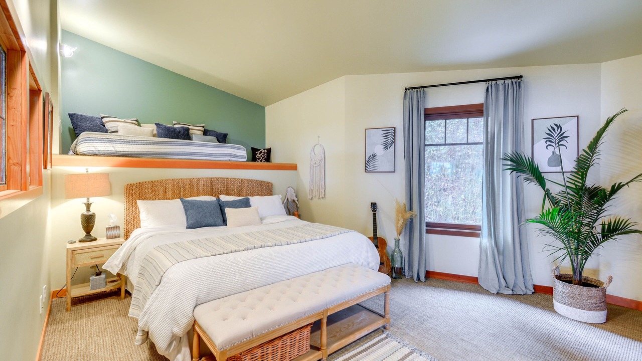 Photo of Bedroom in Vashon Island