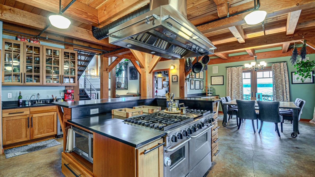 Photo of Kitchen in Vashon Island