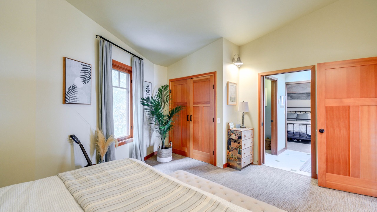 Photo of Bedroom in Vashon Island