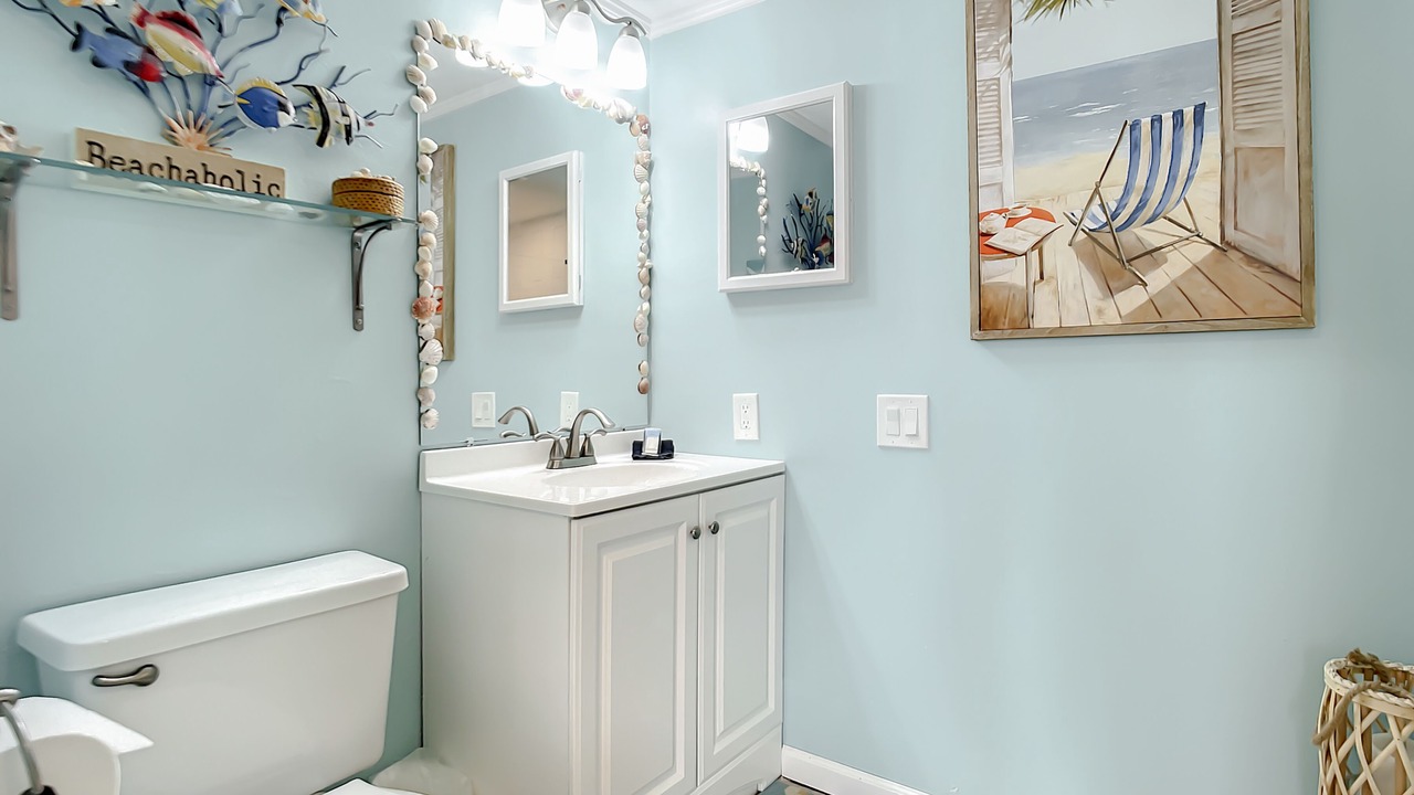 Photo of Bathroom in New Smyrna Beach