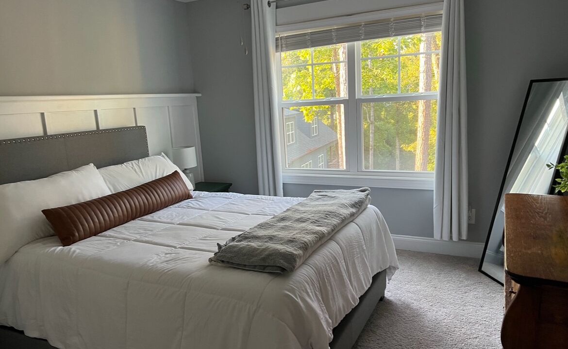 Photo of Bedroom in Whispering Pines