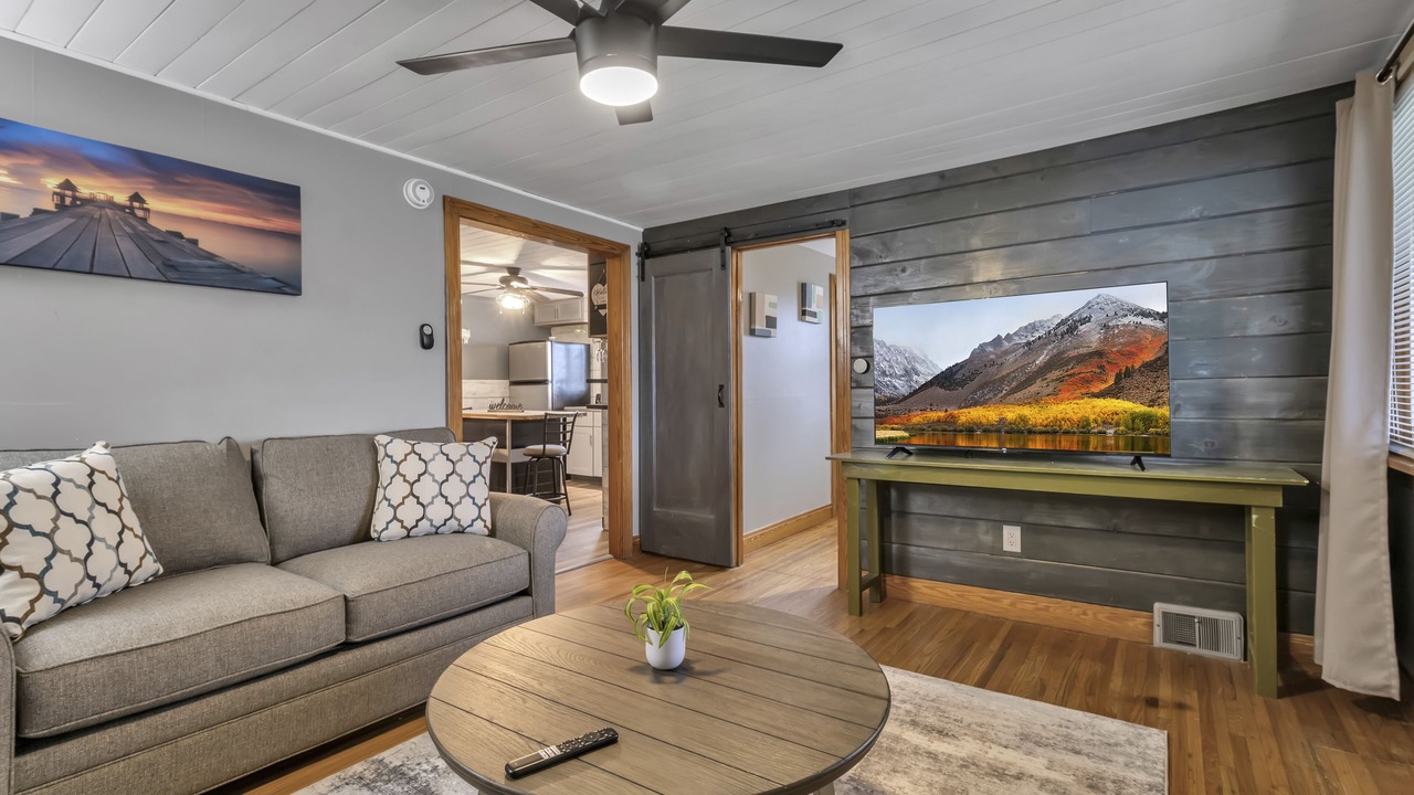 Photo of Livingroom in Cheektowaga