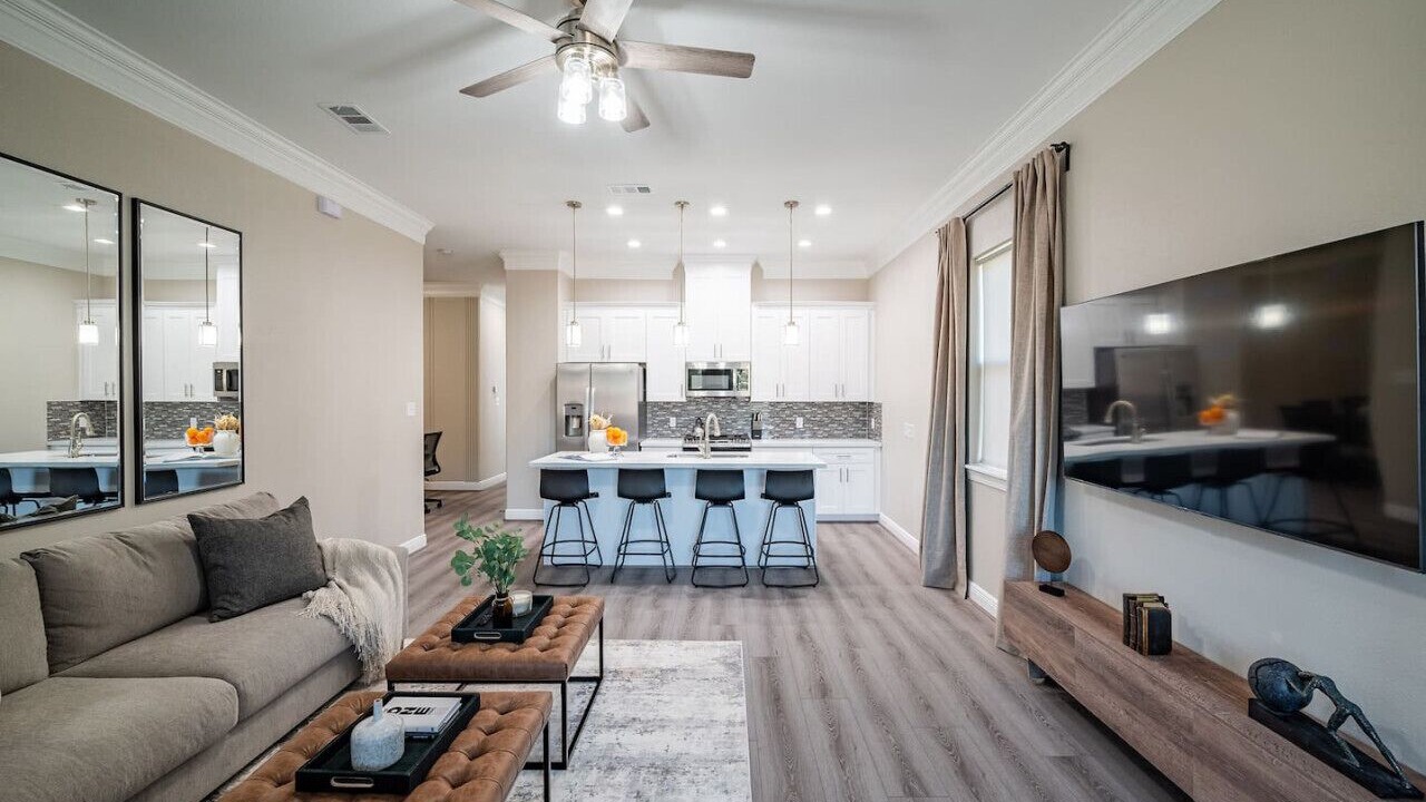 Photo of Livingroom in Greater Fondren Southwest