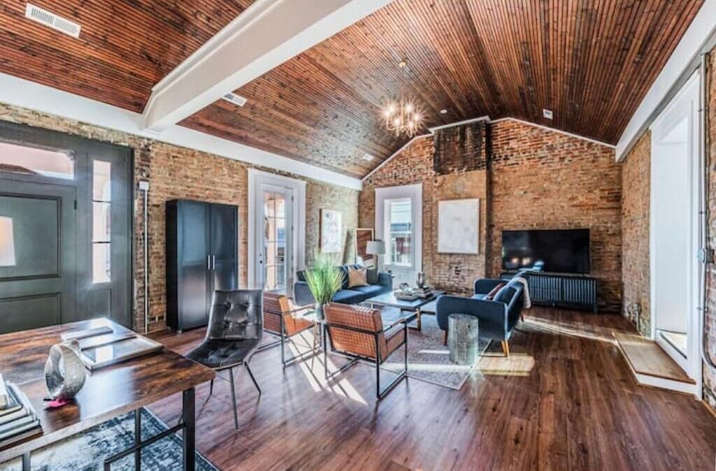 Photo of Livingroom in Franklin