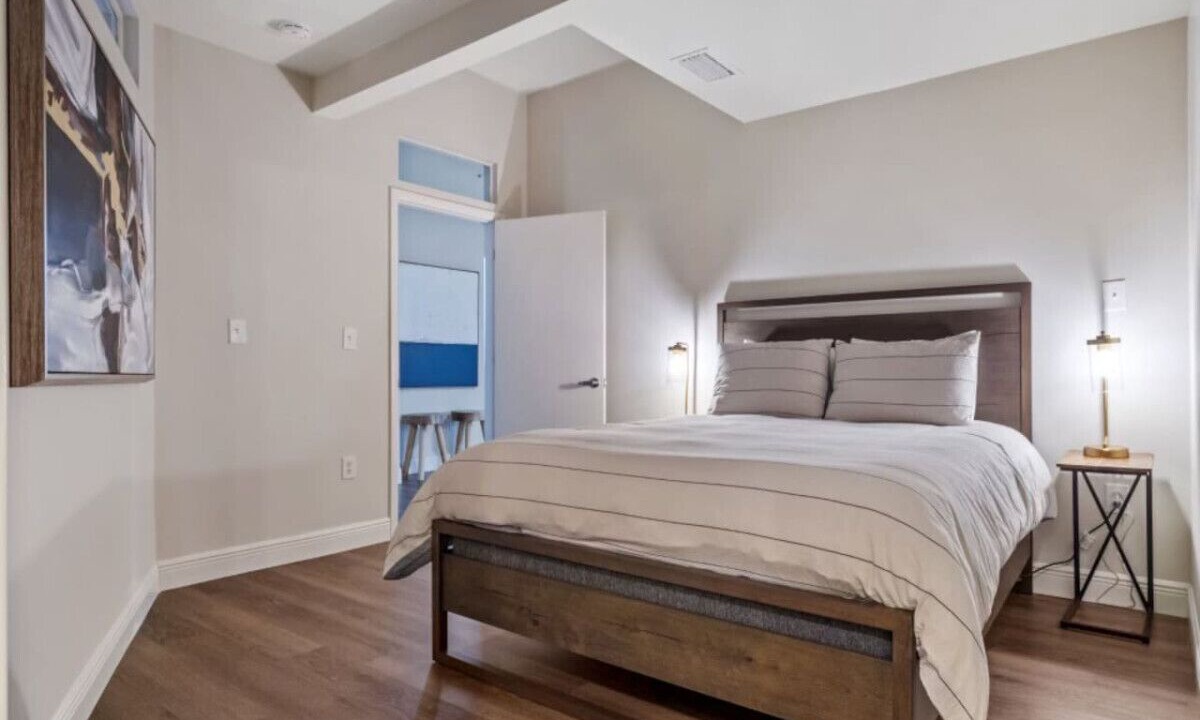 Photo of Bedroom in South Eola