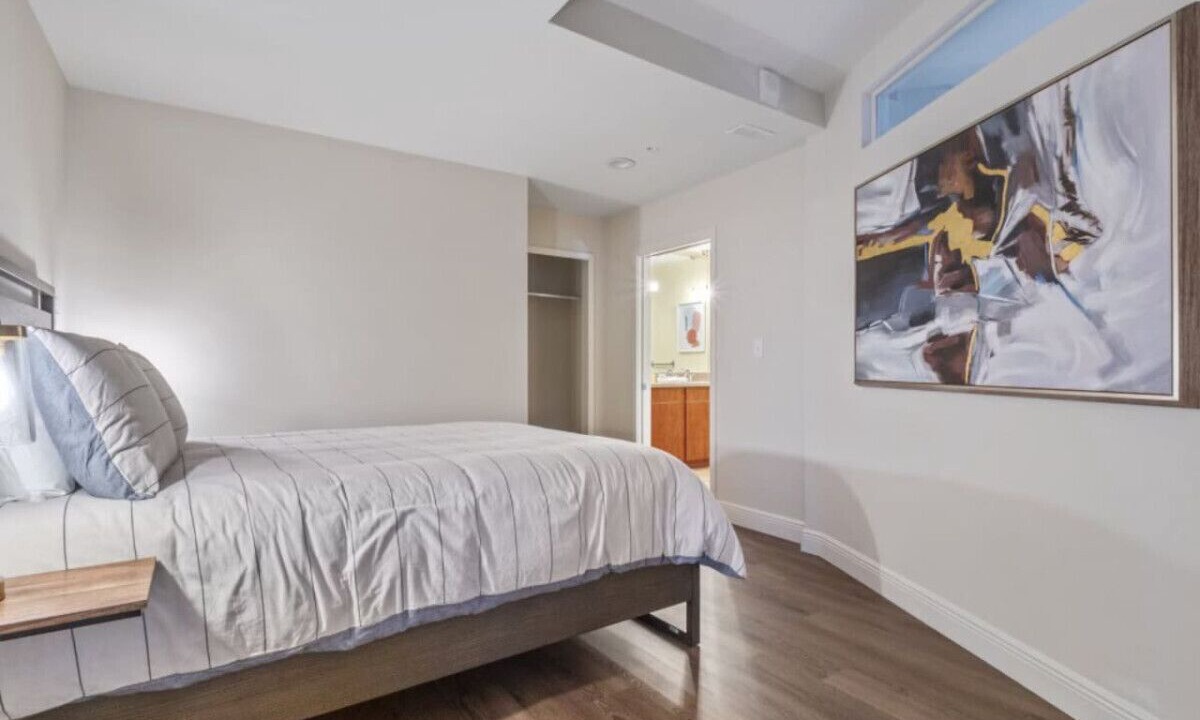 Photo of Bedroom in South Eola