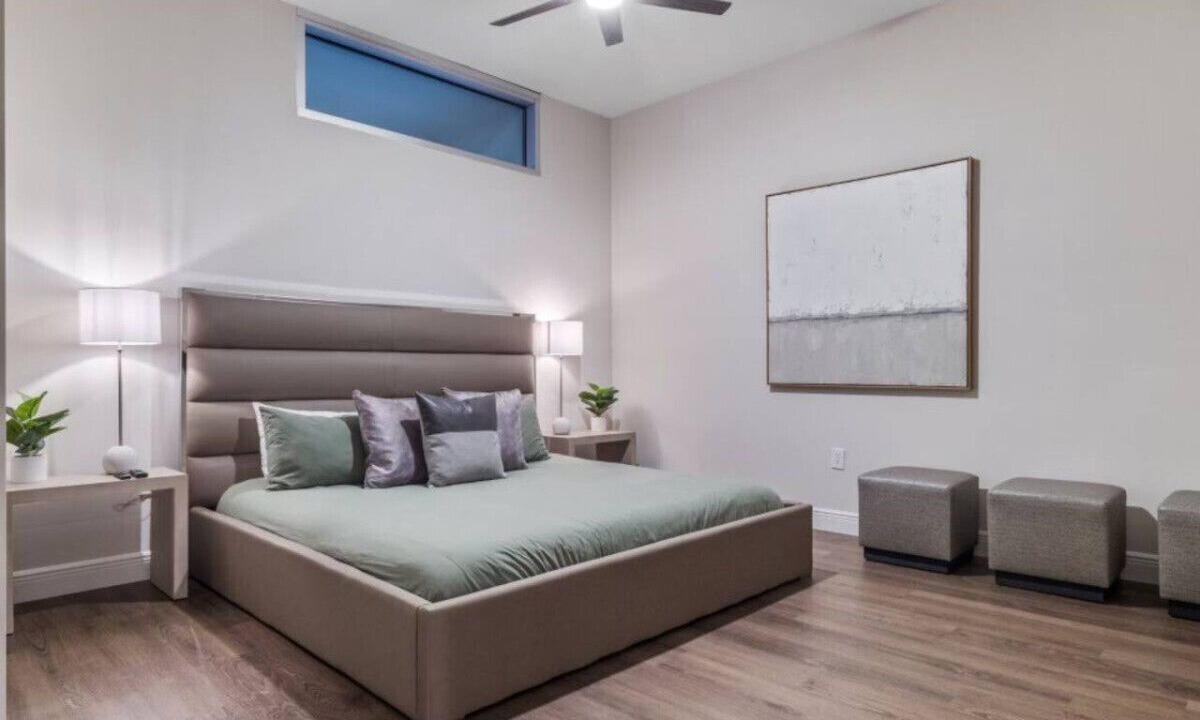 Photo of Bedroom in South Eola