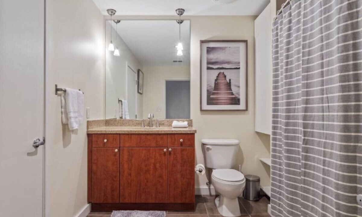 Photo of Bathroom in South Eola