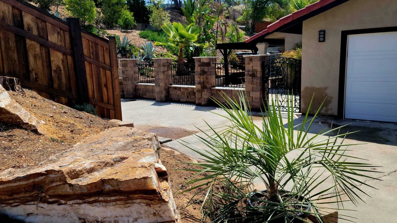 Photo of Outdoor in Winter Gardens