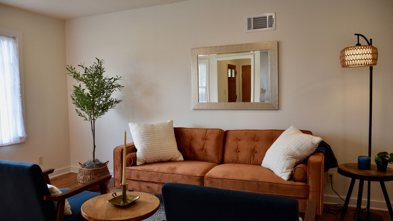Photo of Livingroom in West End
