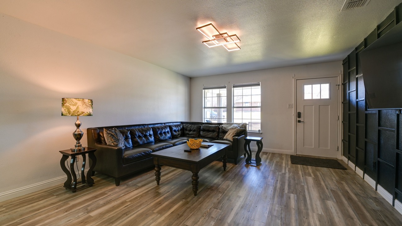 Photo of Livingroom in Little Elm