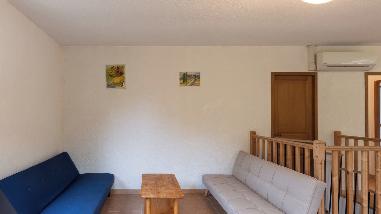 Photo of Livingroom in Chambonas