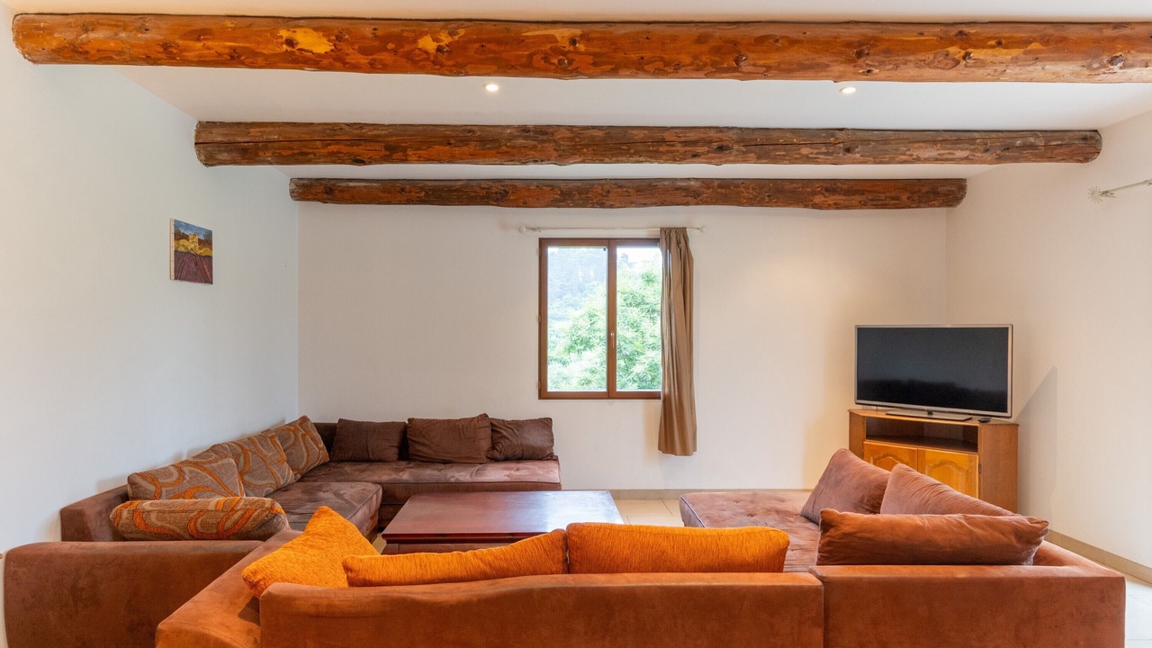 Photo of Livingroom in Chambonas