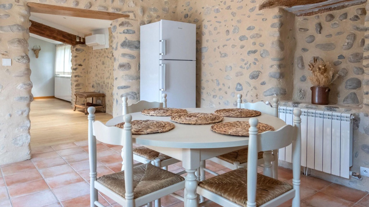 Photo of Bedroom in Les Mees