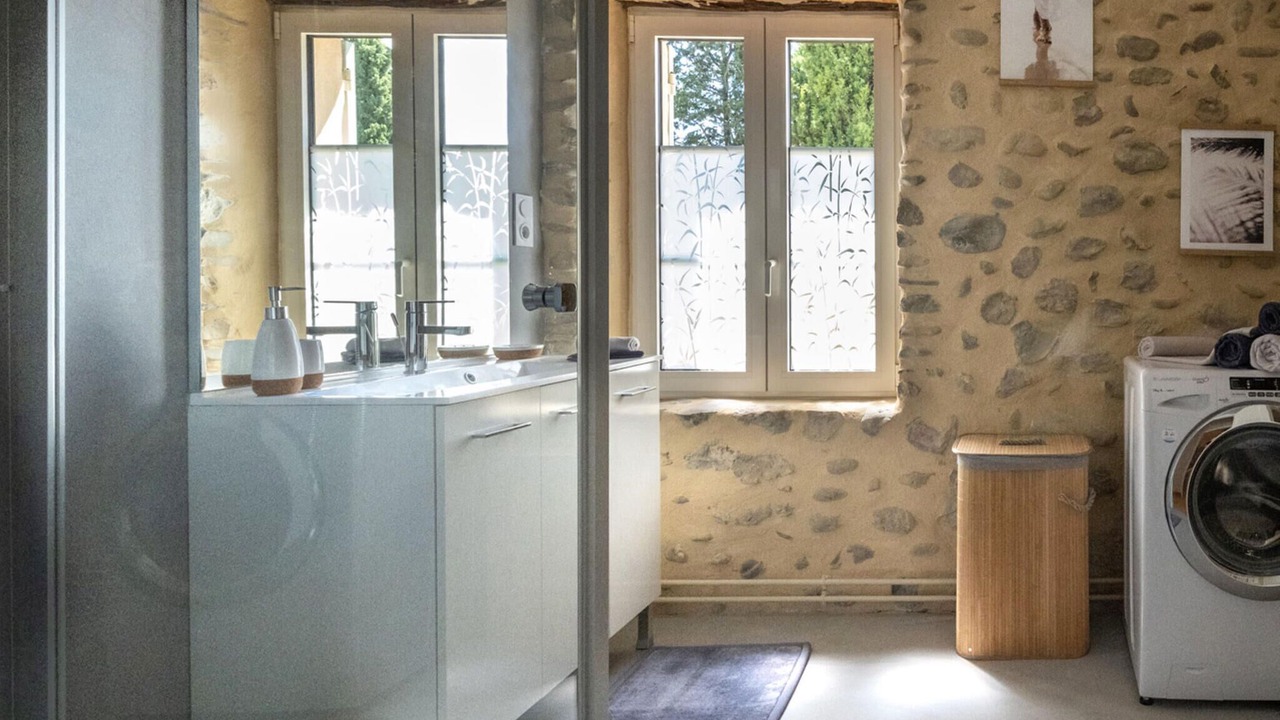 Photo of Bathroom in Les Mees