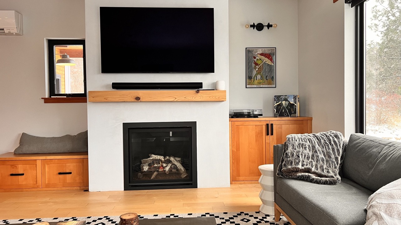 Photo of Livingroom in White Salmon