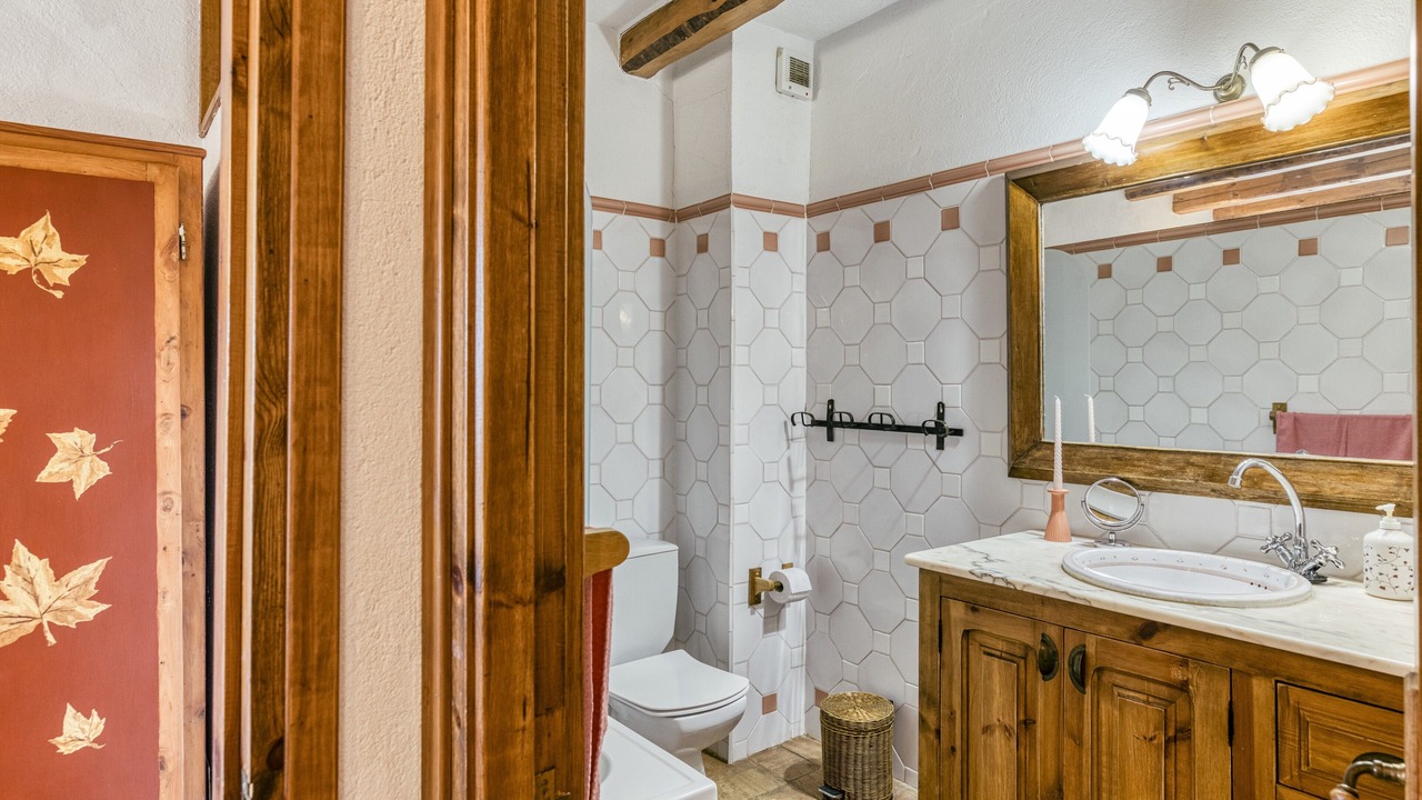 Photo of Bathroom in Pelacalc