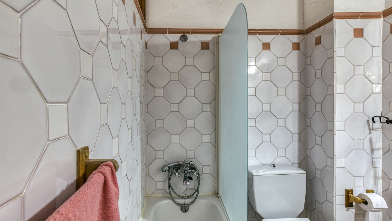 Photo of Bathroom in Pelacalc