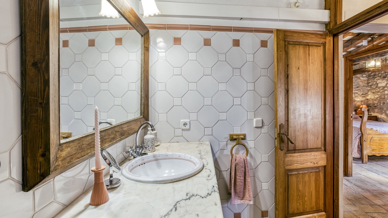 Photo of Bathroom in Pelacalc