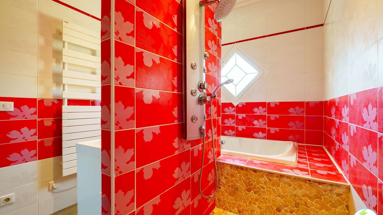 Photo of Bathroom in Parentis-en-Born