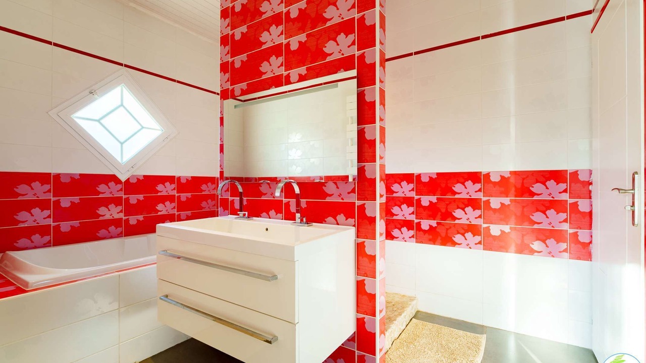 Photo of Bathroom in Parentis-en-Born
