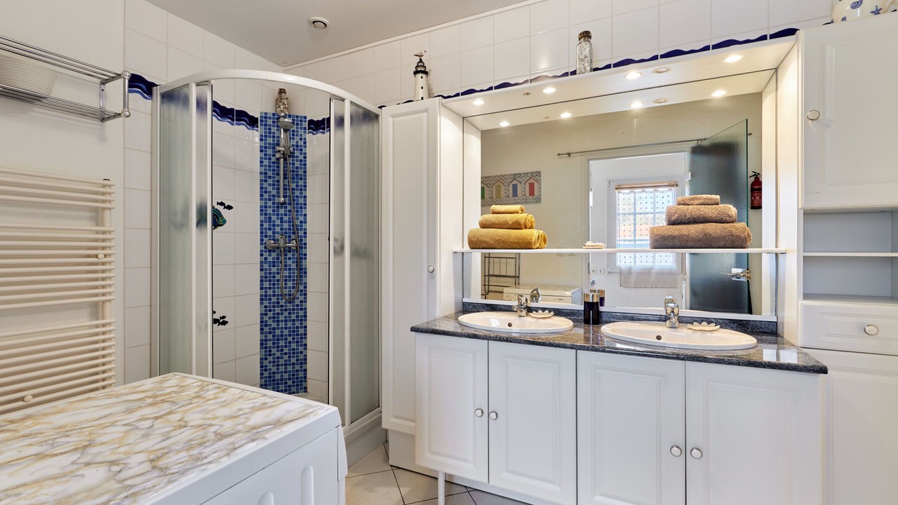 Photo of Bedroom in Saint-Martin-d'Audouville