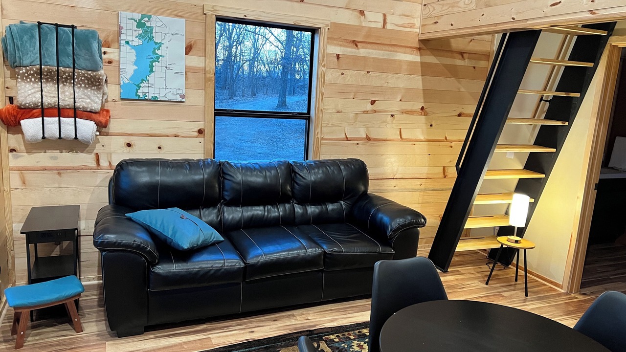 Photo of Livingroom in Nowata County
