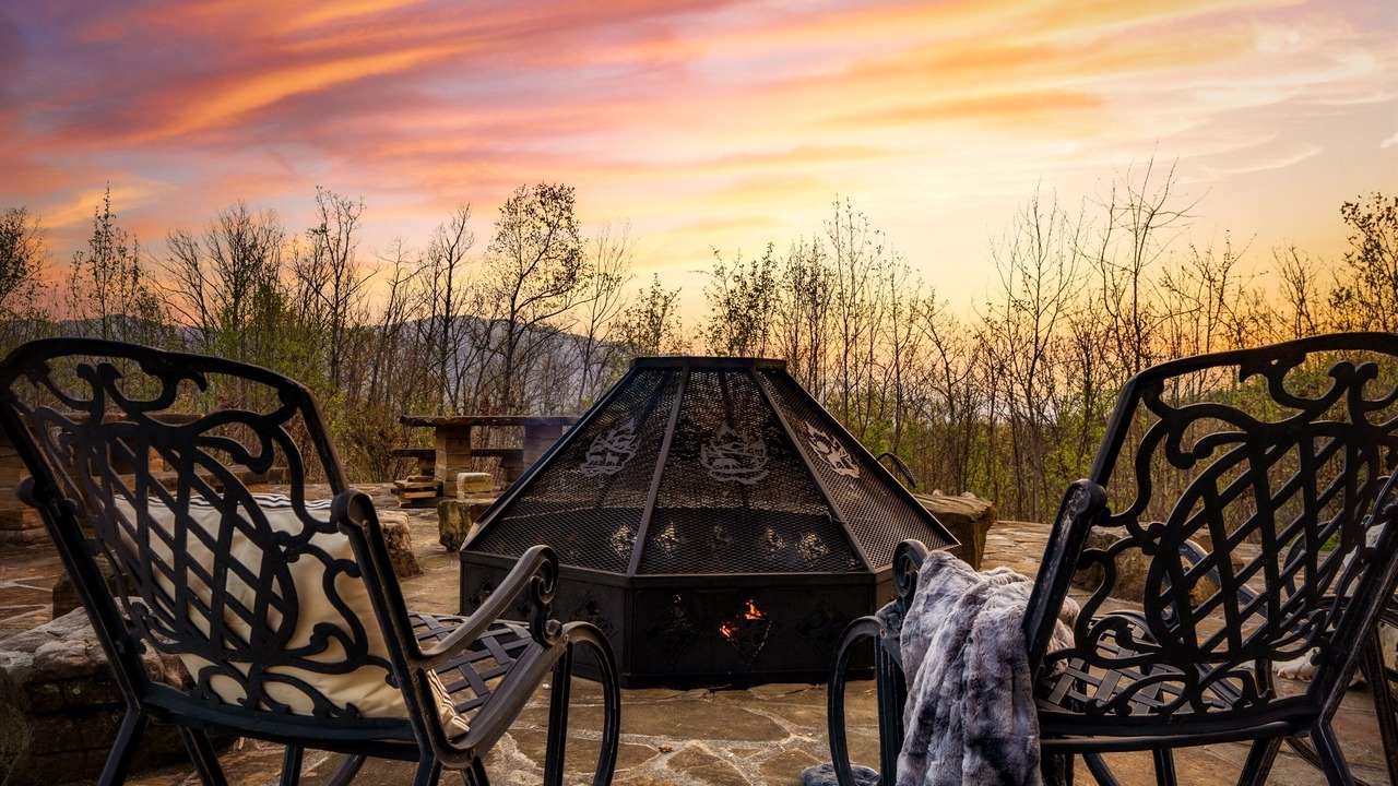 Photo of Outdoor in Pittman Center