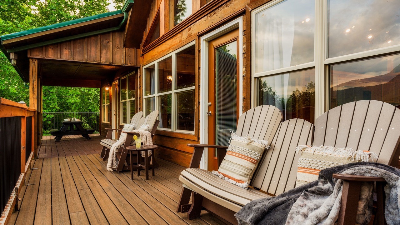 Photo of Patio Balcony in Pittman Center