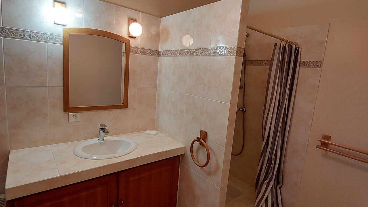 Photo of Bathroom in Sommieres