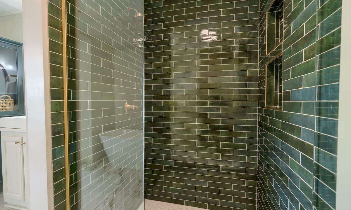Photo of Bathroom in Logan