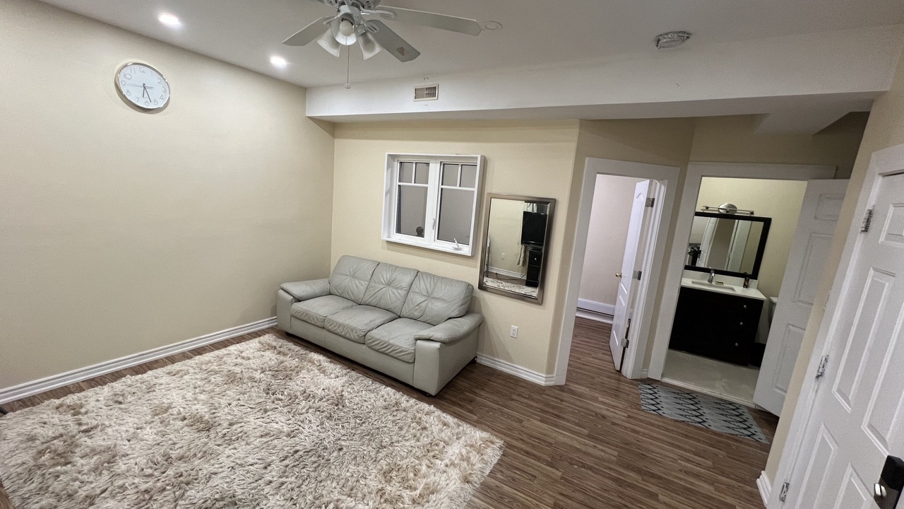 Photo of Livingroom in Sharon
