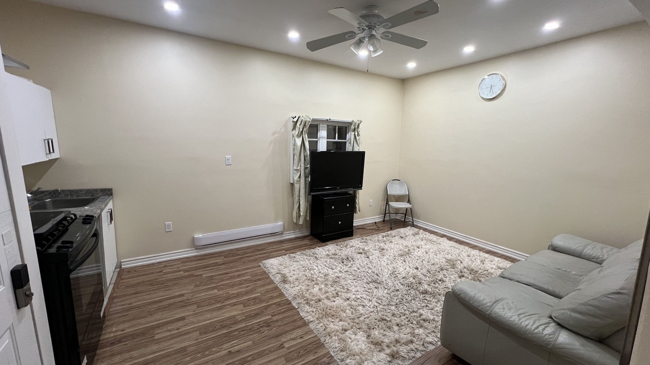 Photo of Livingroom in Sharon