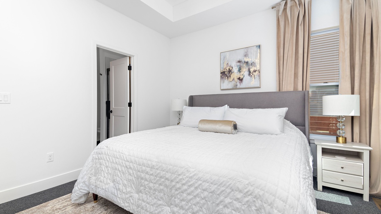 Photo of Bedroom in Raytown