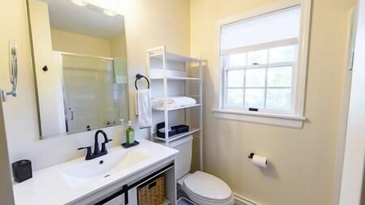 Photo of Bathroom in Pepperell