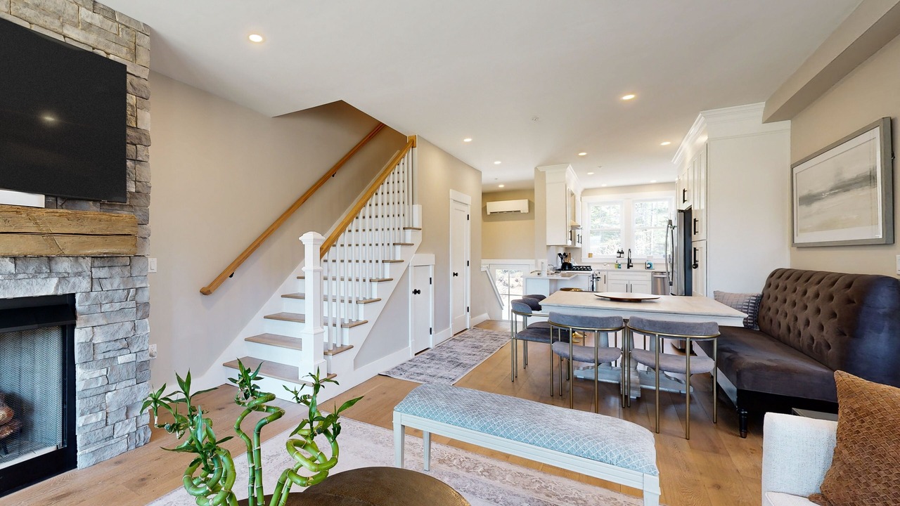 Photo of Livingroom in Waterville Valley