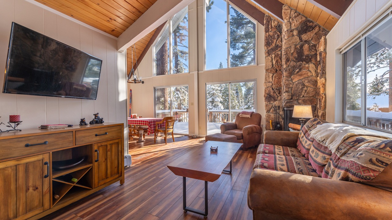 Photo of Bedroom in Carnelian Bay