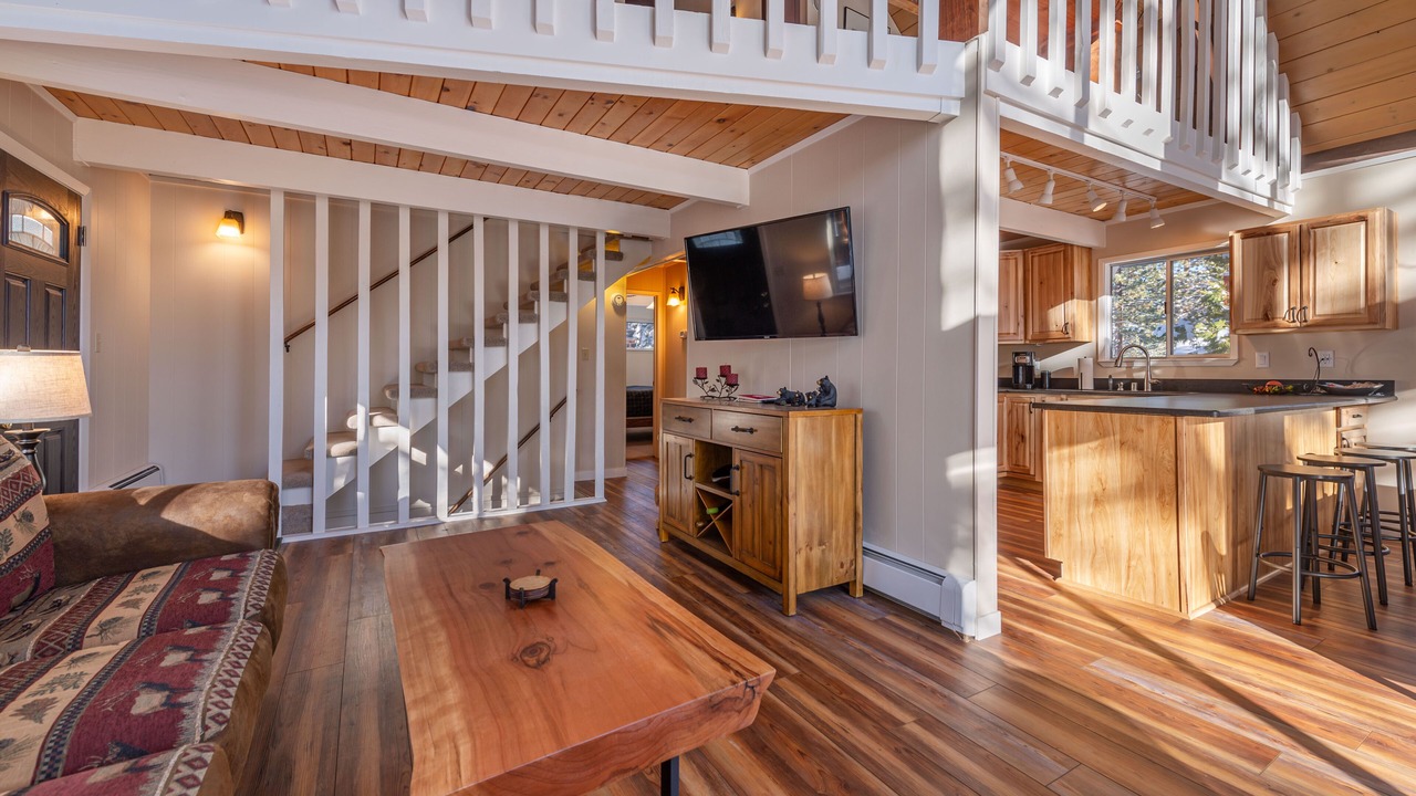 Photo of Bedroom in Carnelian Bay
