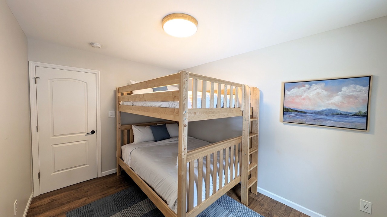 Photo of Bedroom in Lake George