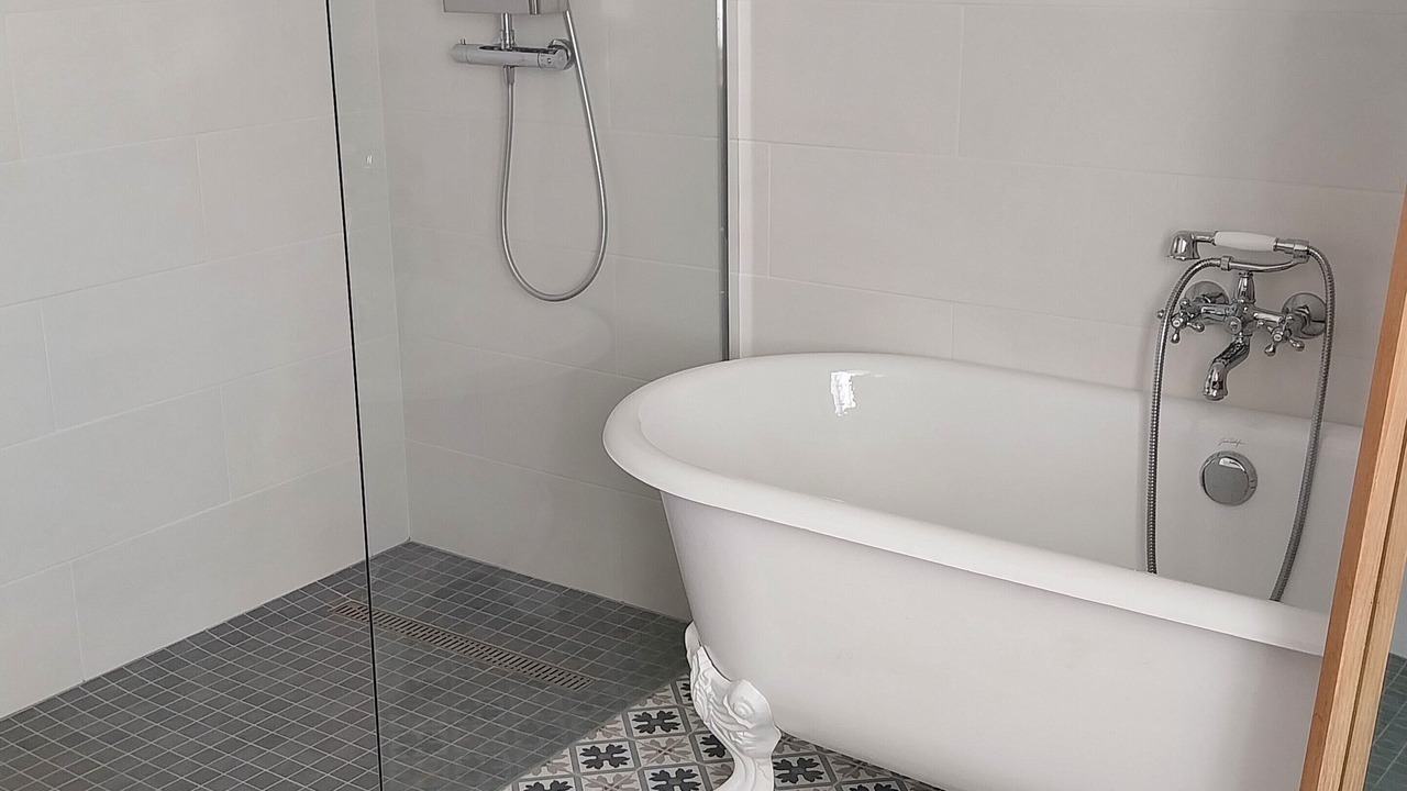 Photo of Bathroom in Carolles