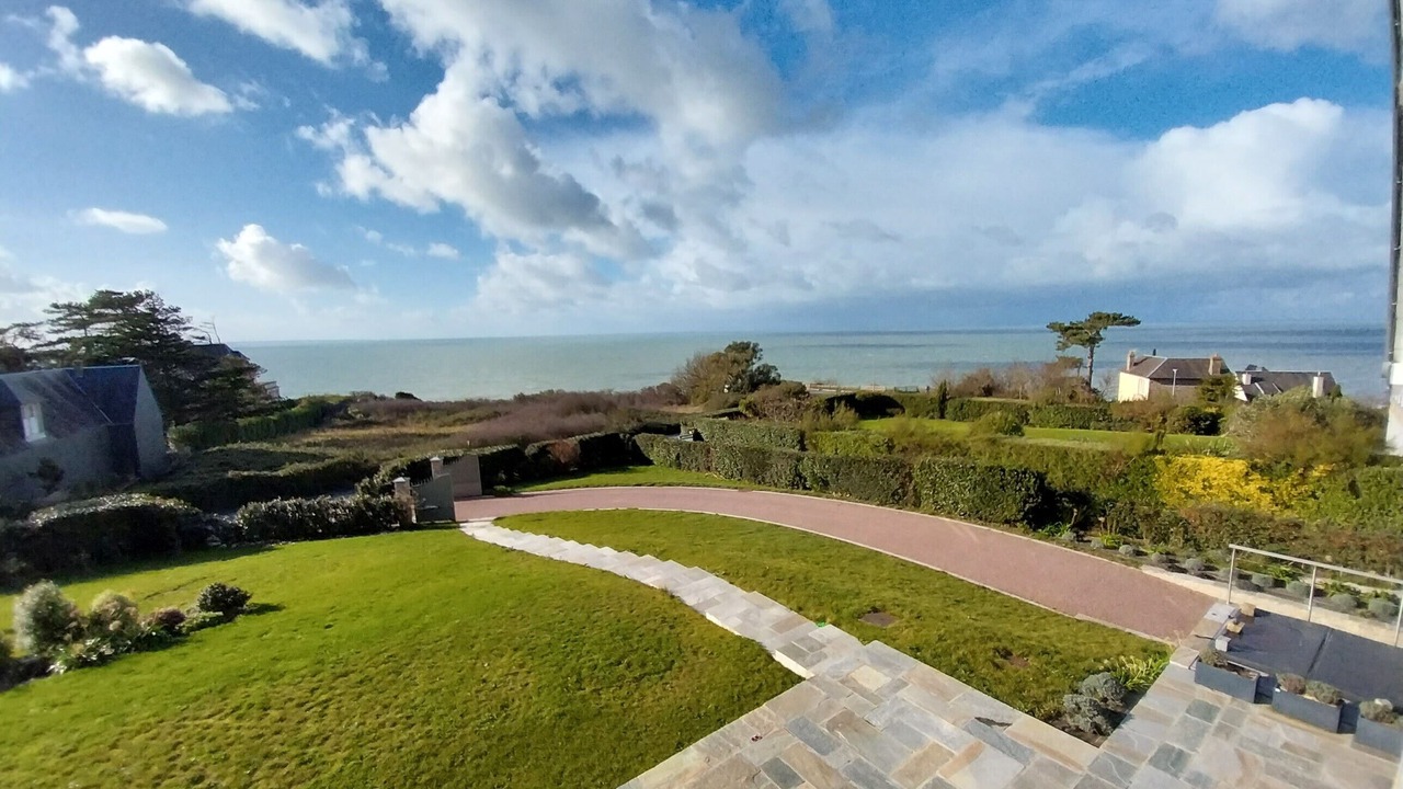 Photo of Outdoor in Carolles