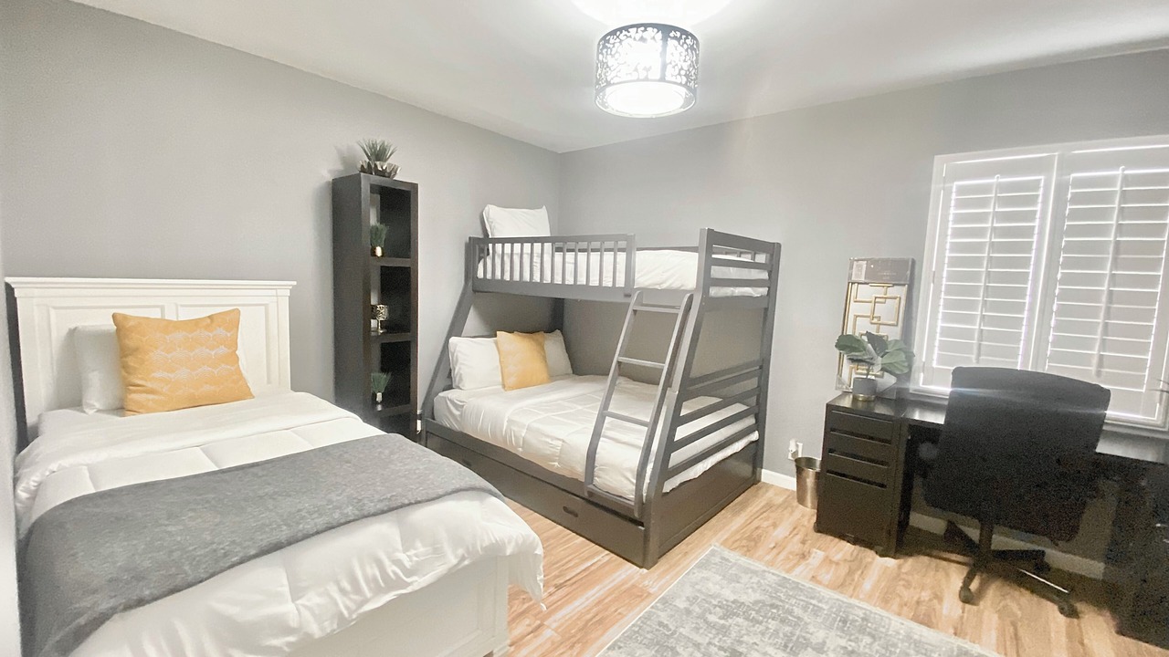 Photo of Bedroom in Baldwin Park