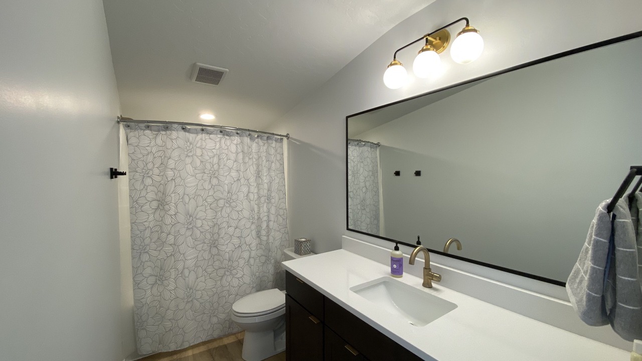 Photo of Bathroom in Mountain Green