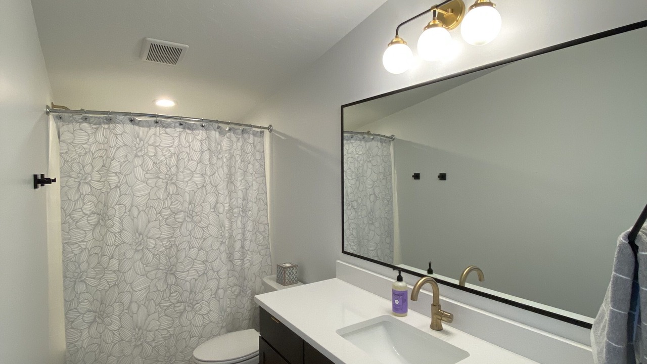 Photo of Bathroom in Mountain Green