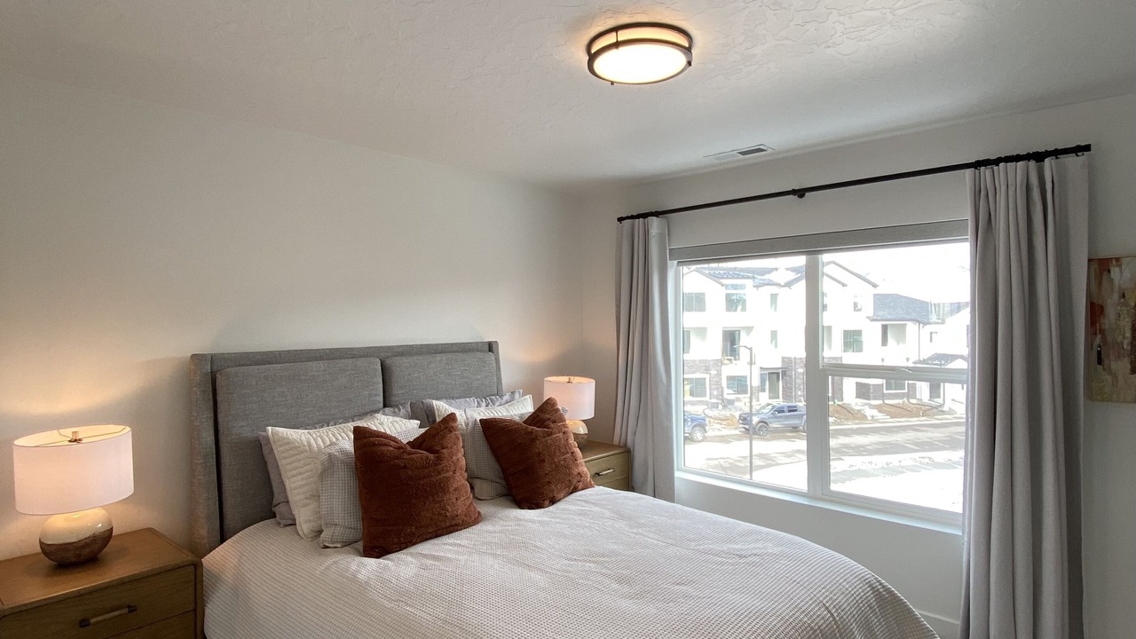 Photo of Bedroom in Mountain Green