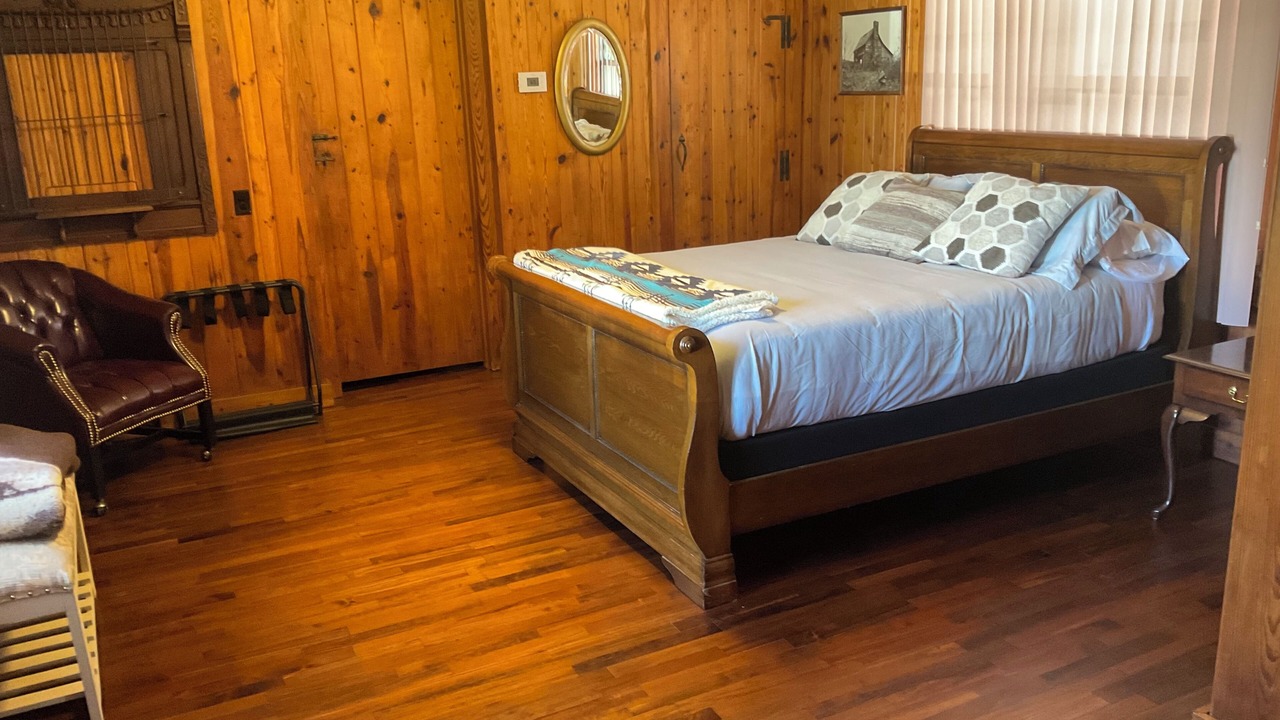 Photo of Bedroom in Clarksville